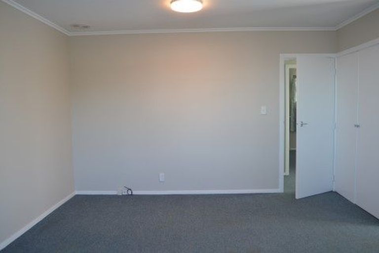Photo of property in 36 Cypress Drive, Maungaraki, Lower Hutt, 5010