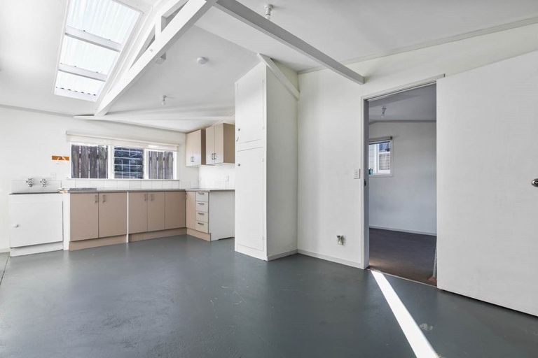 Photo of property in 90 Porchester Road, Papakura, 2110