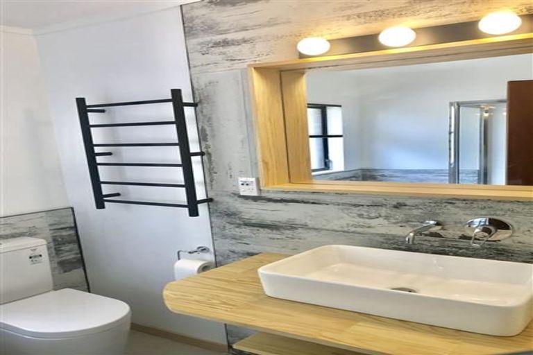 Photo of property in 199 Whatawhata Road, Dinsdale, Hamilton, 3204