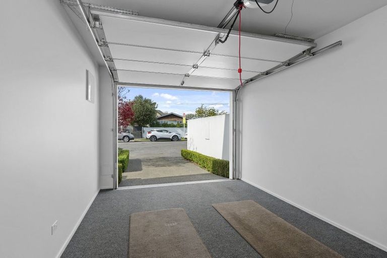 Photo of property in 65 Hawkesbury Avenue, St Albans, Christchurch, 8014