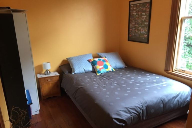 Photo of property in 41 Sutherland Road, Melrose, Wellington, 6023