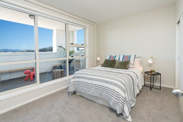 Photo of property in Stadium Garden Flats, 315/107 Thorndon Quay, Pipitea, Wellington, 6011