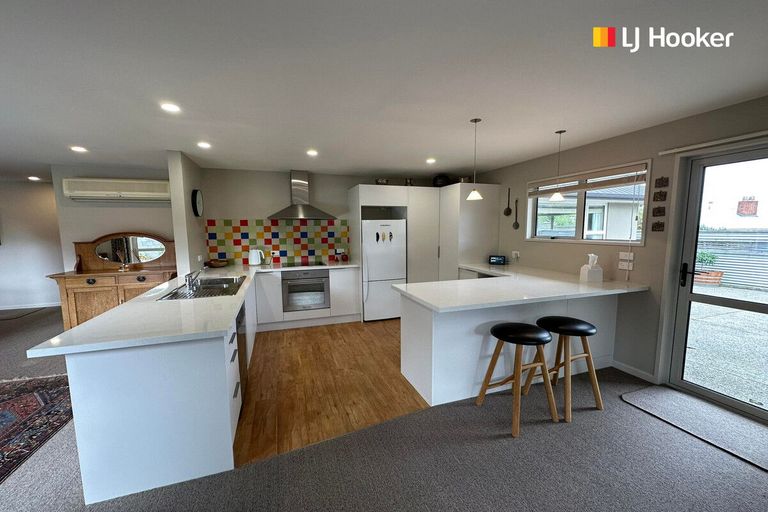 Photo of property in 58 Eglinton Road, The Glen, Dunedin, 9011