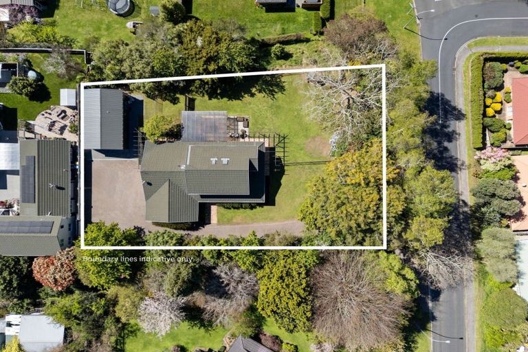 Photo of property in 1 Grace Avenue, Leamington, Cambridge, 3432