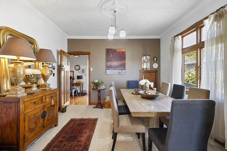 Photo of property in 11 Burns Street, Westown, New Plymouth, 4310