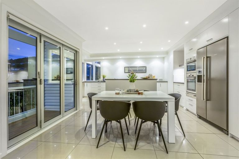 Photo of property in 186 Paremata Road, Paremata, Porirua, 5024