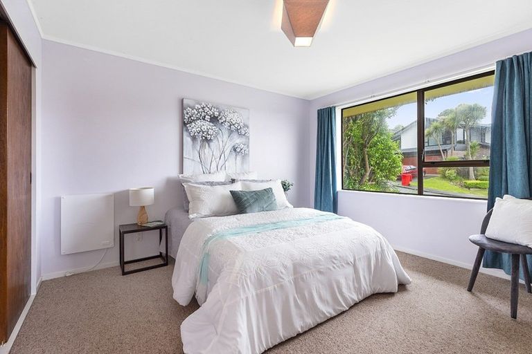 Photo of property in 84 Amapur Drive, Khandallah, Wellington, 6035