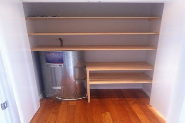 Photo of property in 2/83 Nile Road, Milford, Auckland, 0620