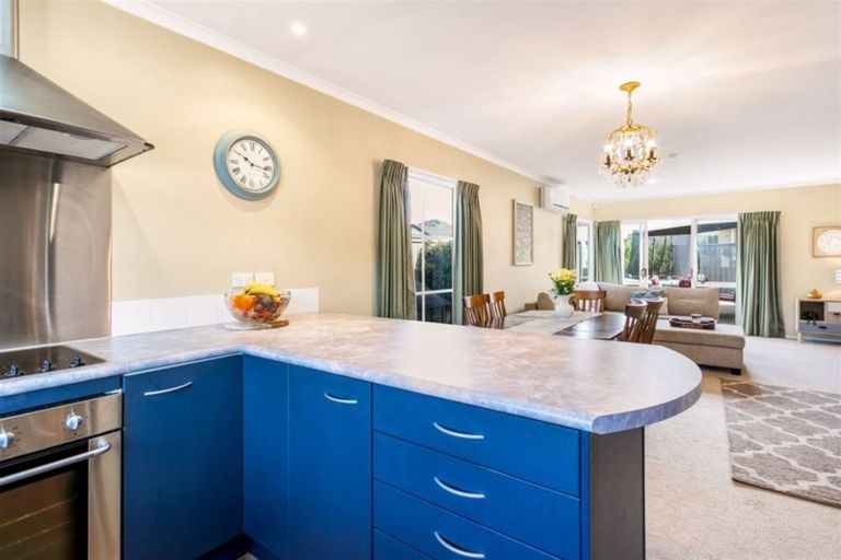 Photo of property in 93 Espalier Drive, Henderson, Auckland, 0612