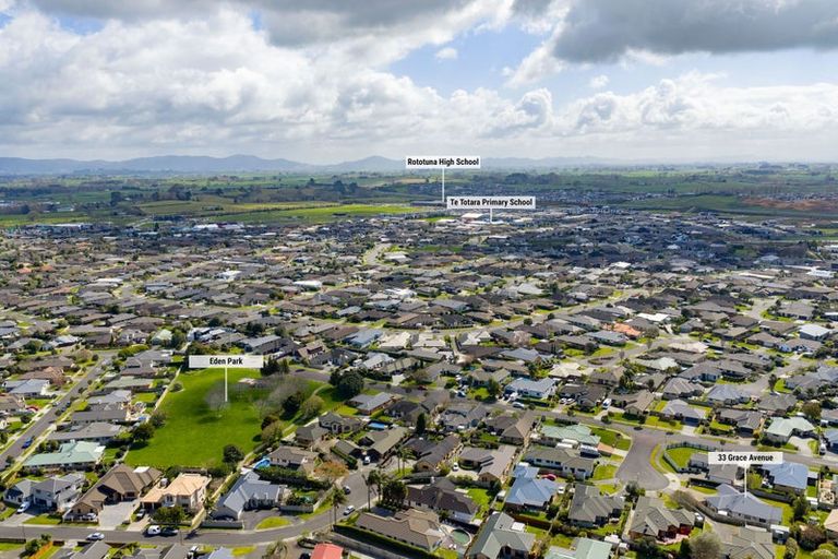 Photo of property in 33 Grace Avenue, Rototuna North, Hamilton, 3210