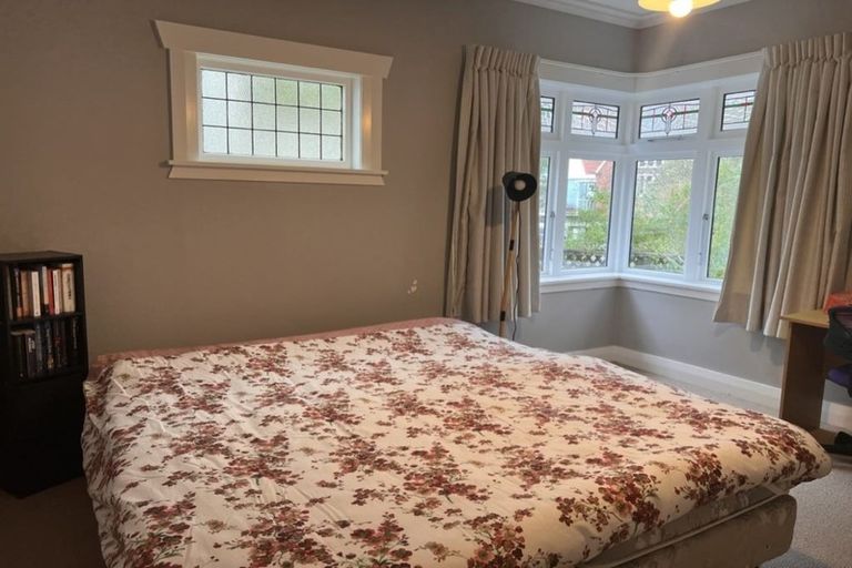 Photo of property in 4 Newcombe Crescent, Karori, Wellington, 6012