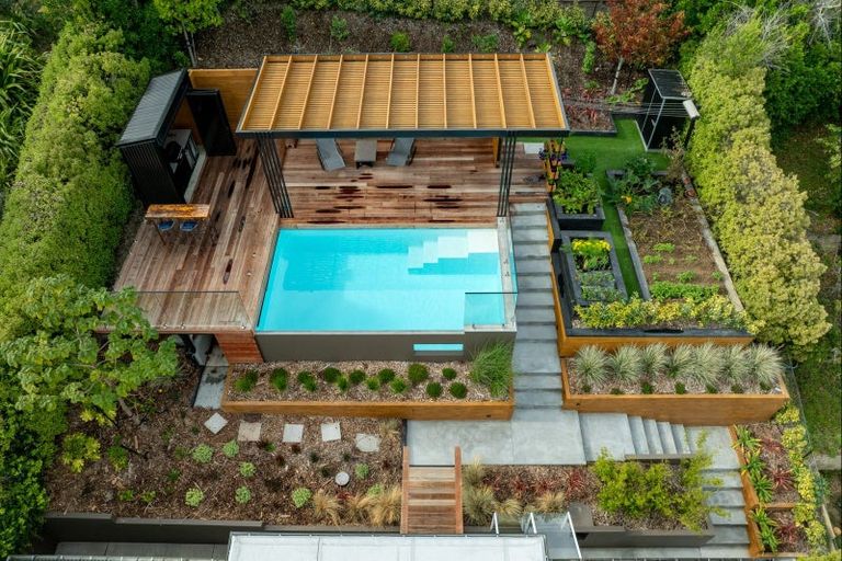 Photo of property in 36 Saint Andrews Hill Road, Mount Pleasant, Christchurch, 8081