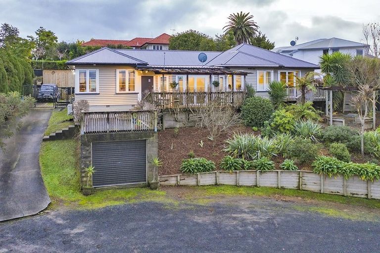 Photo of property in 29 Carey Street, Maeroa, Hamilton, 3200