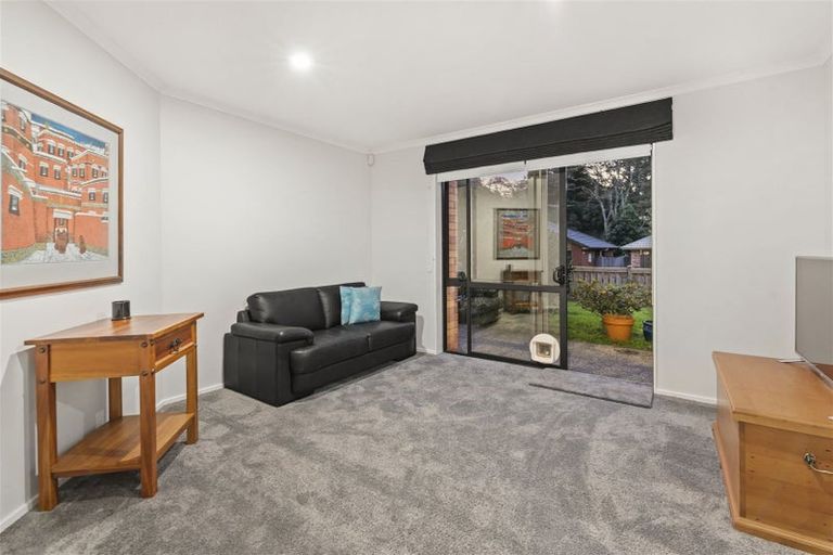 Photo of property in 24 Lomas Way, Albany, Auckland, 0632