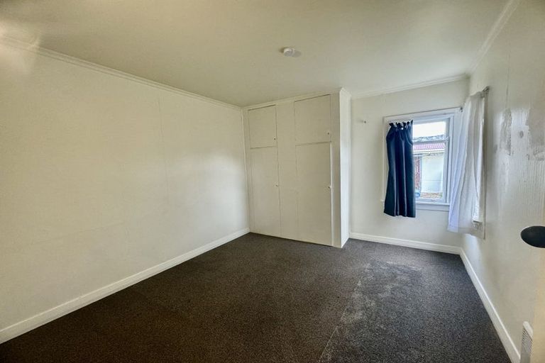 Photo of property in 68 Main Road, Titahi Bay, Porirua, 5022