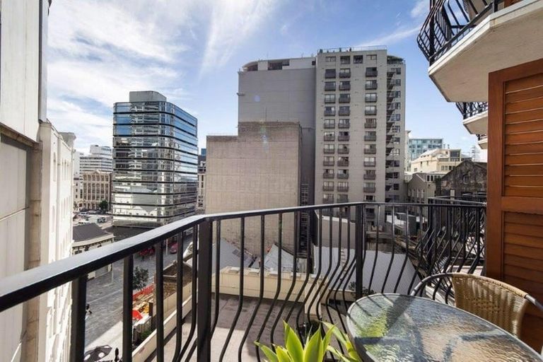 Photo of property in 23 Emily Place, Bellevue, Tauranga, 3110
