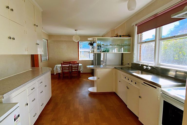 Photo of property in 8 Vista Terrace, Hillcrest, Hamilton, 3216