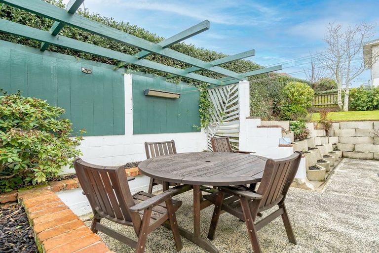 Photo of property in 6 Bernard Street, Kenmure, Dunedin, 9011