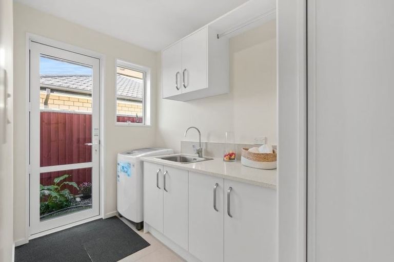 Photo of property in 10 Edwin Ebbett Place, Wigram, Christchurch, 8025