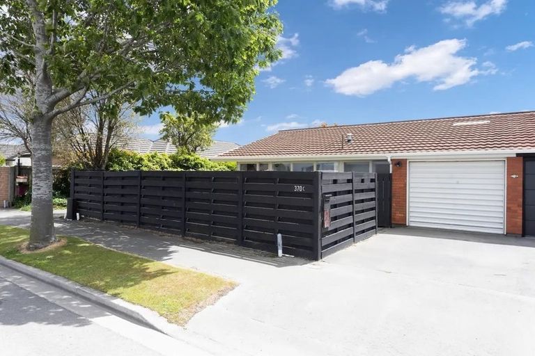 Photo of property in 370c Yaldhurst Road, Russley, Christchurch, 8042
