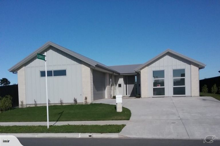 Photo of property in 37 Westpark Boulevard, Rangiora, 7400