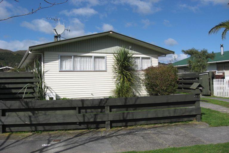 Photo of property in 274 Wellington Road, Wainuiomata, Lower Hutt, 5014