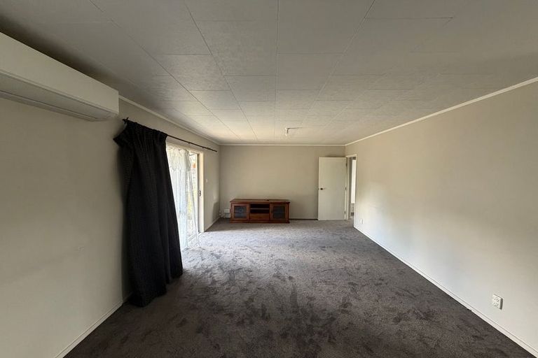 Photo of property in 15 Jontue Place, Clover Park, Auckland, 2019