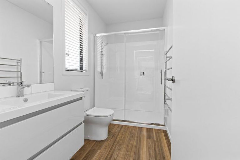 Photo of property in 2/61 Forest Lake Road, Hamilton, 3200