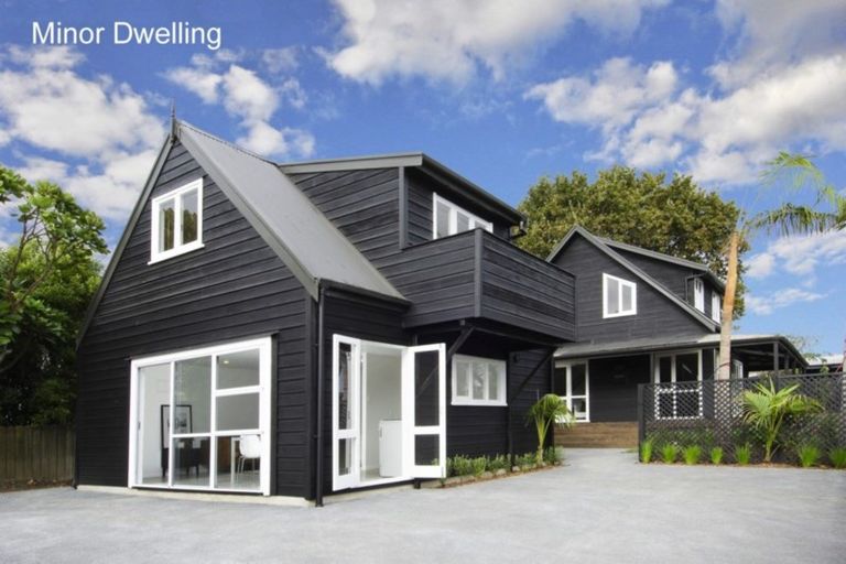 Photo of property in 3b Shiloh Way, Greenhithe, Auckland, 0632