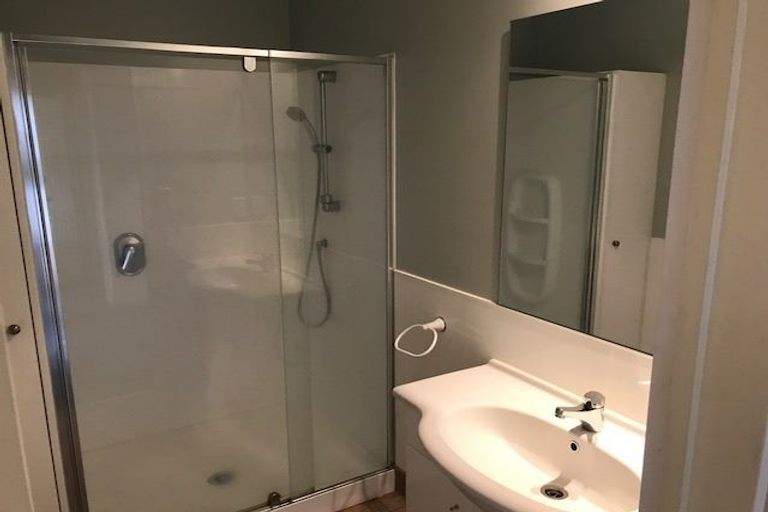 Photo of property in 42a Picton Avenue, Riccarton, Christchurch, 8011