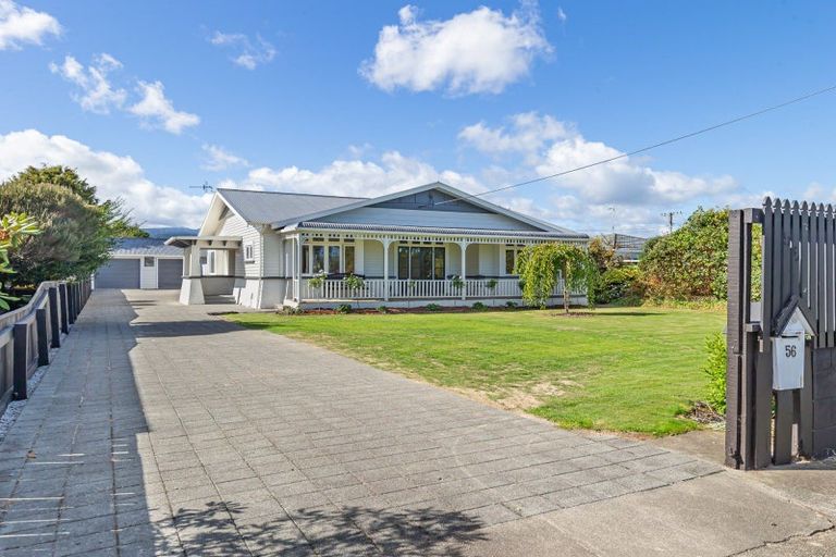 Photo of property in 56 Queenwood Road, Levin, 5510
