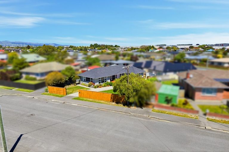 Photo of property in 75 Moffett Street, Islington, Christchurch, 8042