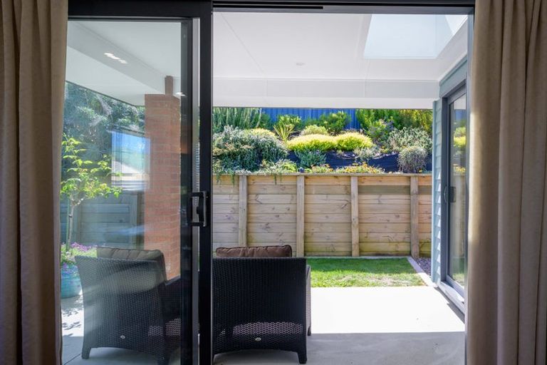 Photo of property in 29a Golf Vue Place, Castlecliff, Whanganui, 4501