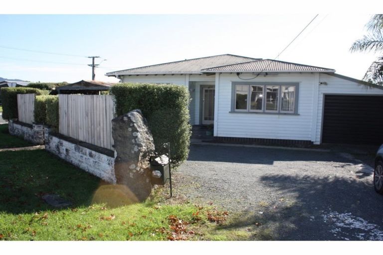 Photo of property in 84 Kamo Road, Kensington, Whangarei, 0112