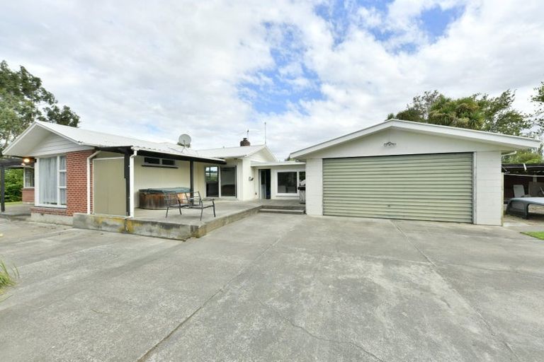 Photo of property in 903 Main North Road, Belfast, Christchurch, 8051