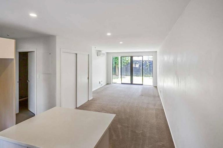 Photo of property in 4/3 Woolfield Road, Papatoetoe, Auckland, 2025