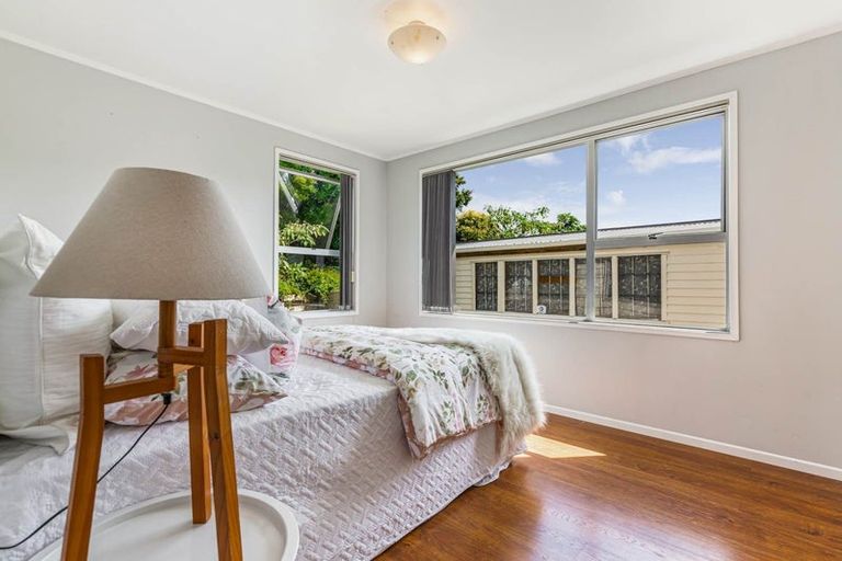 Photo of property in 8 Frostbite Place, Ranui, Auckland, 0612