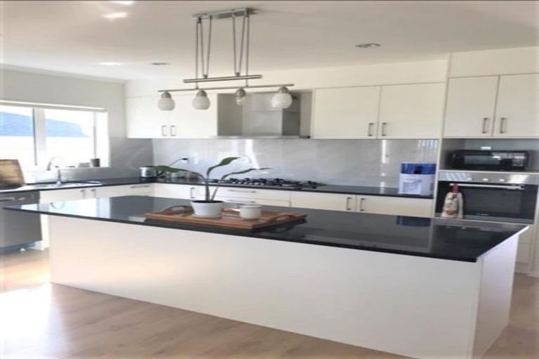 Photo of property in 3 Gospel Heights, Flat Bush, Auckland, 2019