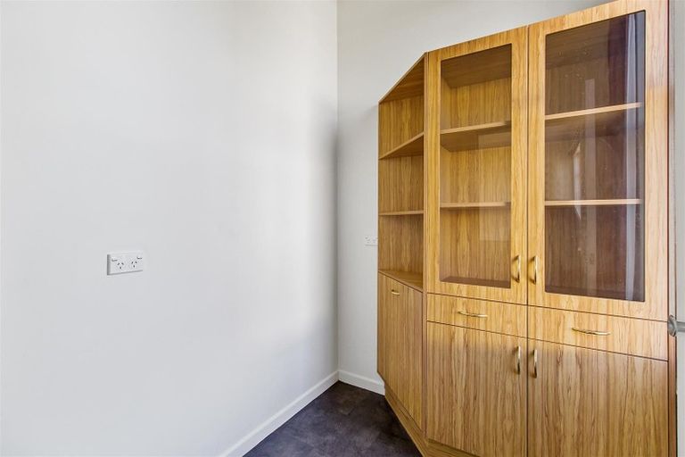 Photo of property in 48 Timaru Road, Waimate, 7924