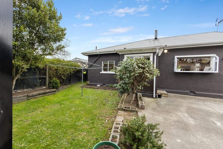 Photo of property in 30 Blighs Road, Strowan, Christchurch, 8052
