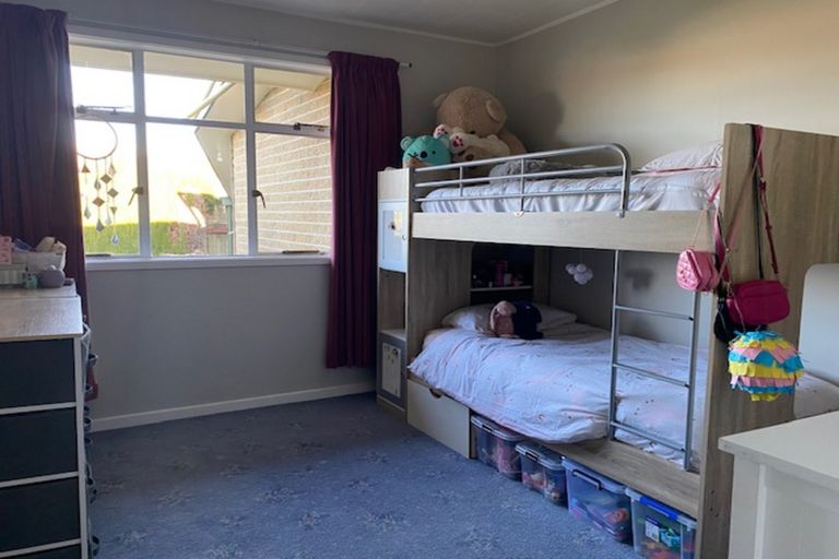 Photo of property in 9 Brandon Street, Alexandra, 9320