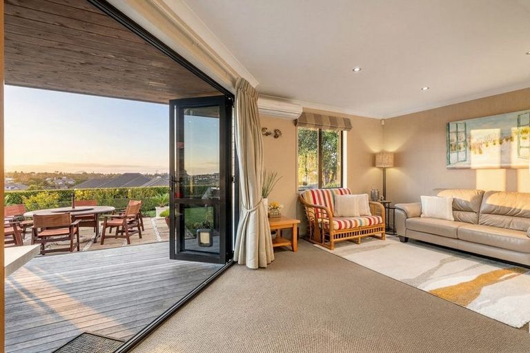 Photo of property in 45 Merriman Place, Pyes Pa, Tauranga, 3112