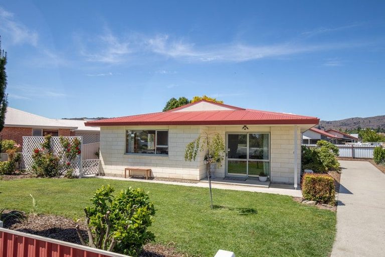 Photo of property in 8 Mayfair Grove, Alexandra, 9320