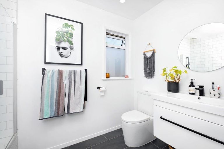 Photo of property in 118 Guppy Road, Taradale, Napier, 4112