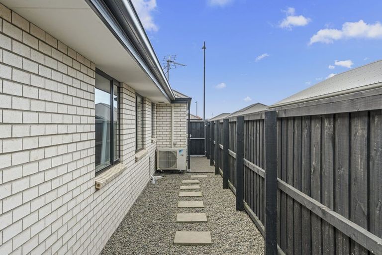 Photo of property in 42 Avanda Avenue, Rolleston, 7615