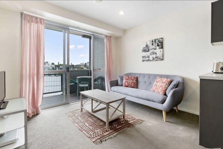 Photo of property in 2f/1 Ophir Street, Grey Lynn, Auckland, 1010