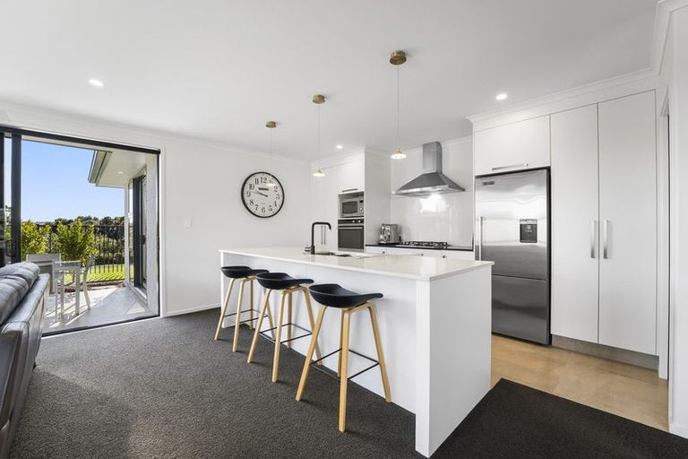 Photo of property in 38 Drabble Crescent, Papamoa Beach, Papamoa, 3118