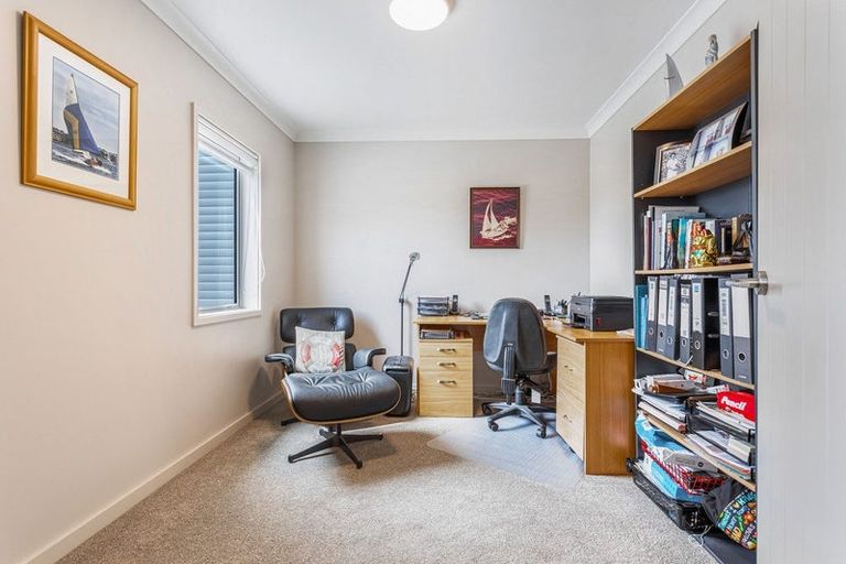 Photo of property in 20 Kensington Drive, Orewa, 0931