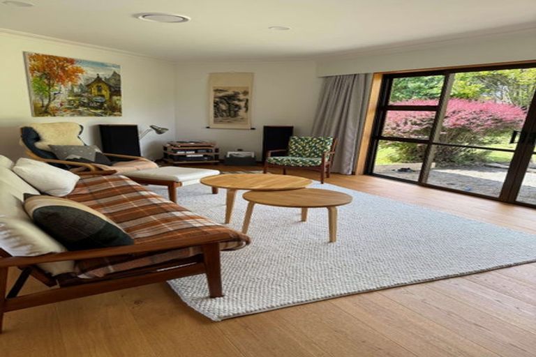 Photo of property in 7 Wakefield Grove, Waikanae, 5036