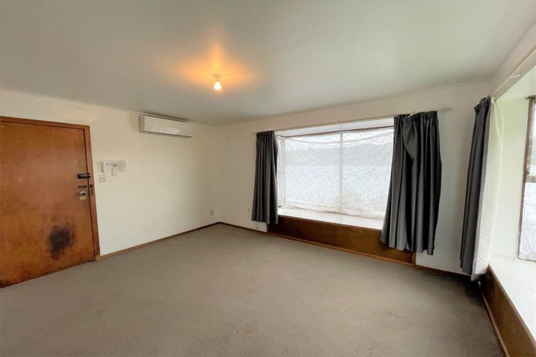 Photo of property in 223 Ravensbourne Road, Ravensbourne, Dunedin, 9022